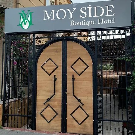 Отель Moy-Side